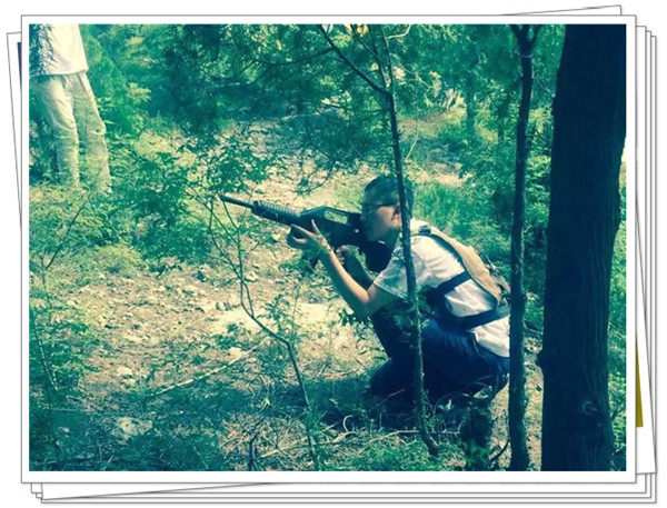 戰斗中的易視界精英